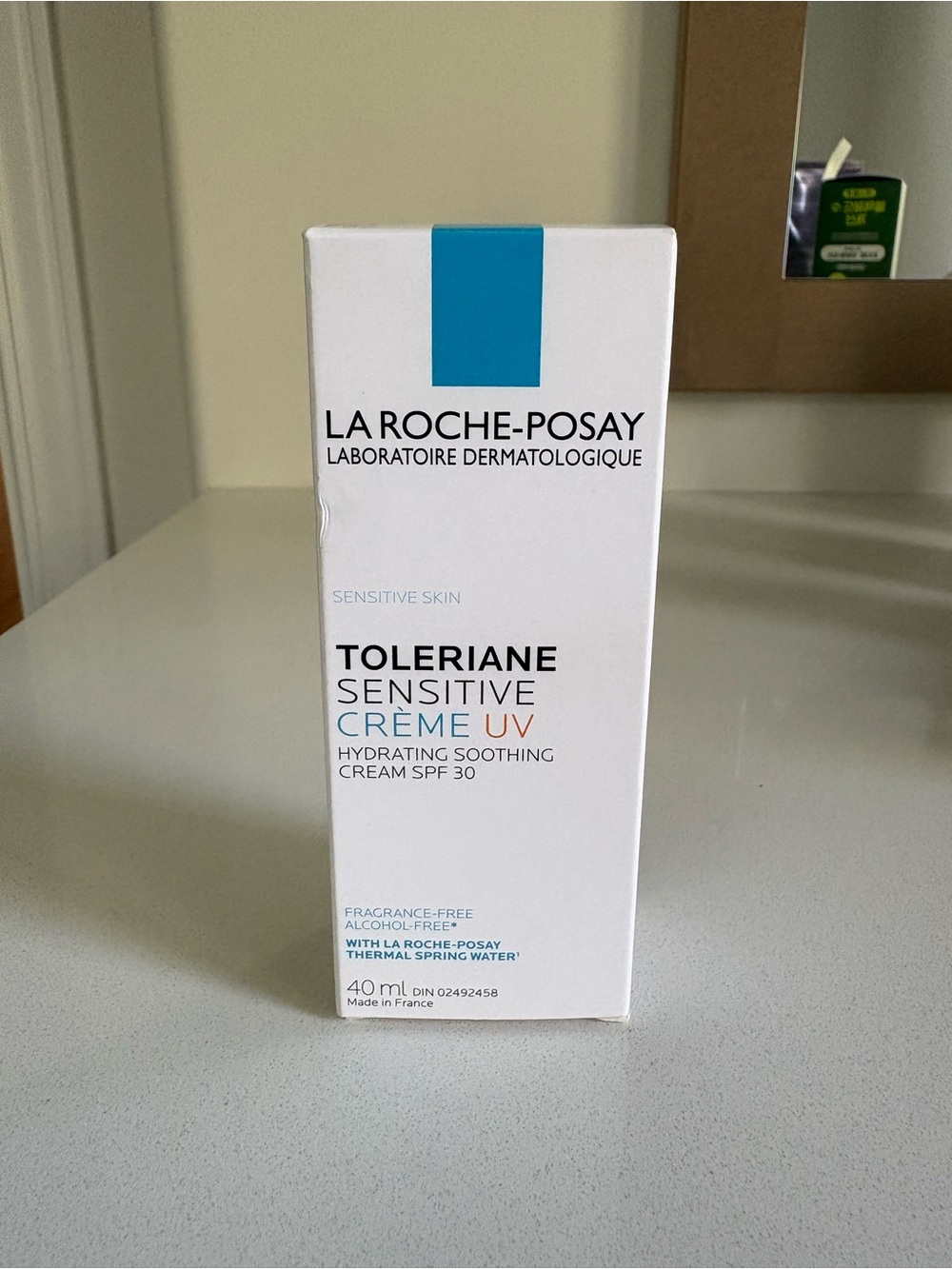La Roche-Posay Toleriane Sensitive Crème UV SPF 30 - White